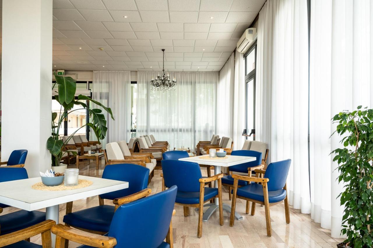 Hotel Globus Bellaria-Igea Marina Eksteriør billede