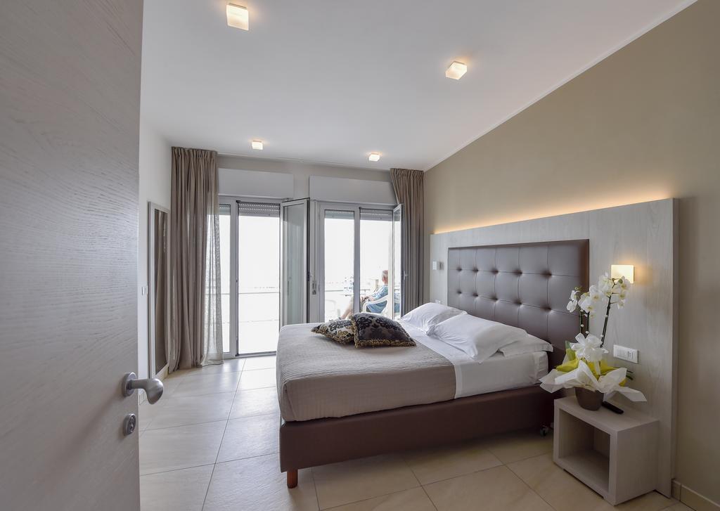 Hotel Globus Bellaria-Igea Marina Eksteriør billede