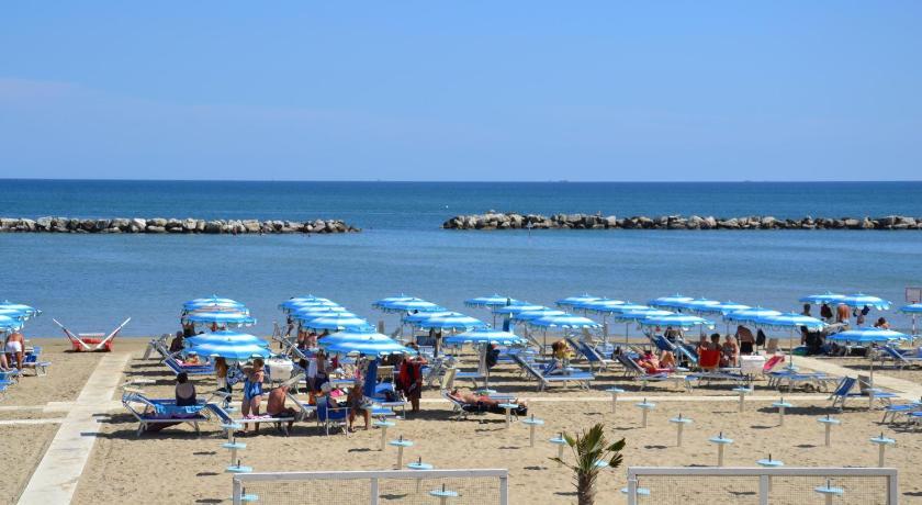 Hotel Globus Bellaria-Igea Marina Eksteriør billede